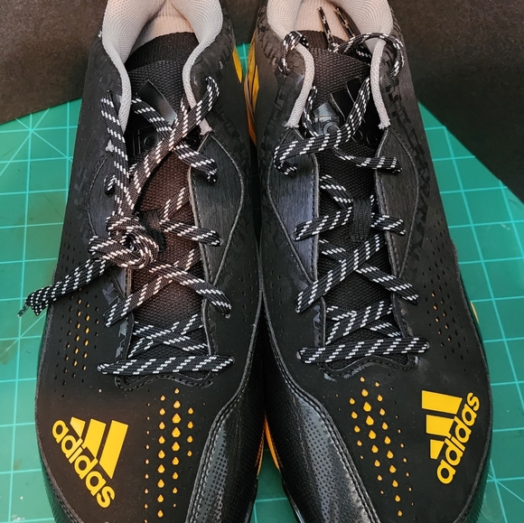 Never worn Adidas Baseball cleats - Picture 5 of 7